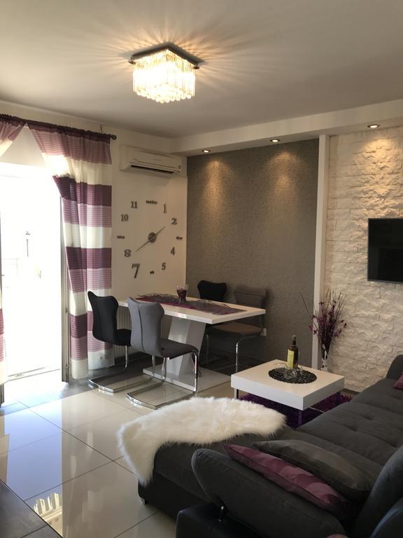 Apartment Sanja Senj  Esterno foto